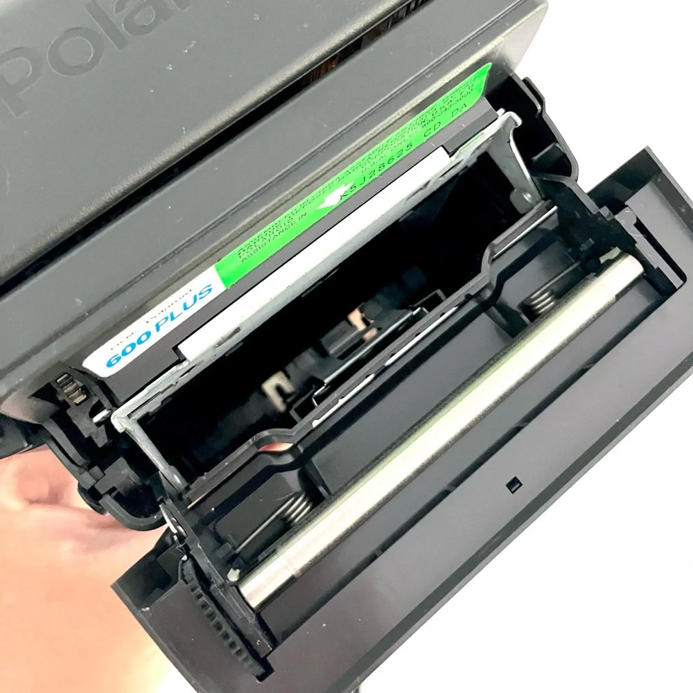 Vintage 90’s Polaroid One Step Close Up black camera